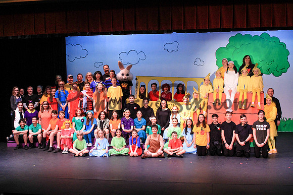 Cast w/Directors & Committee chairs